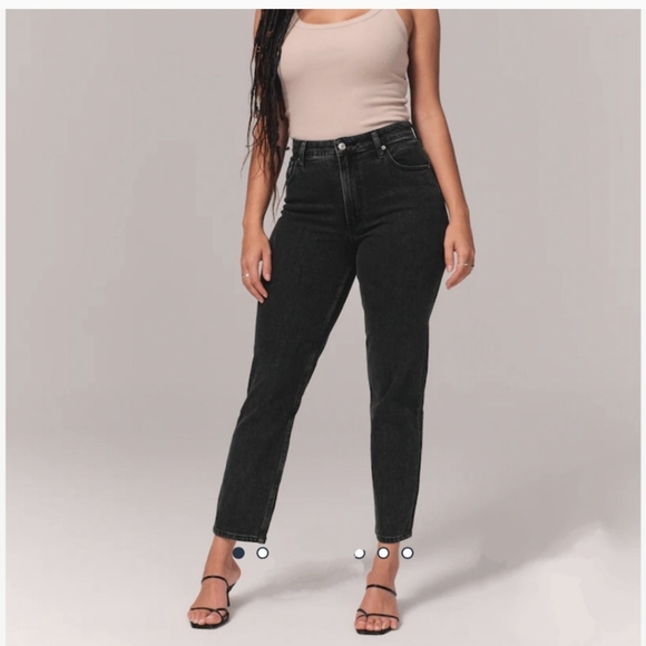 Abercrombie & Fitch Denim - Abercrombie & Fitch Black The Mom High Rise Jeans 29 / 8 Curve Love